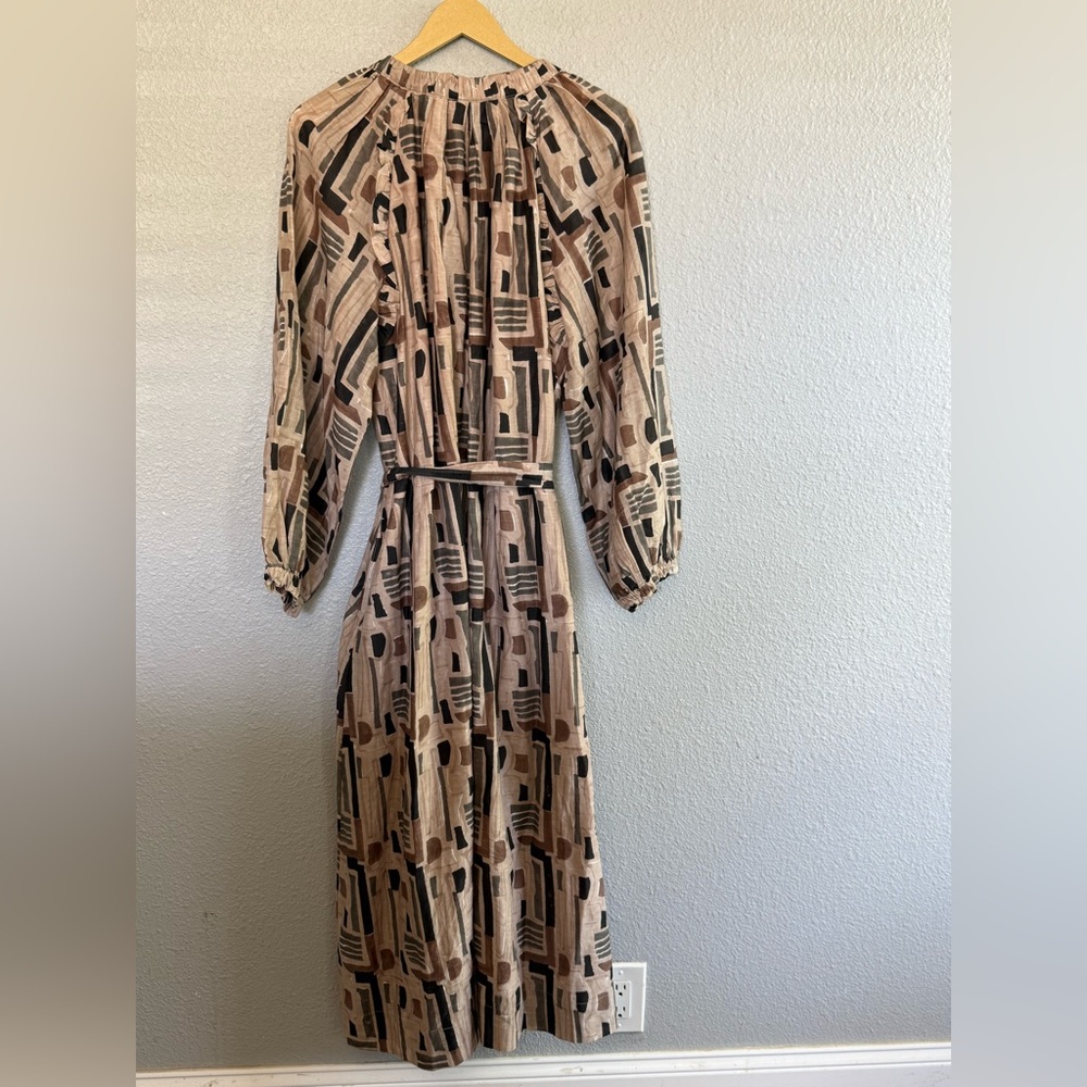 Mirth Somerset in Sand Labyrinth Size Large Cotton Silk Blend Hand Block Printed - Picture 4 of 8